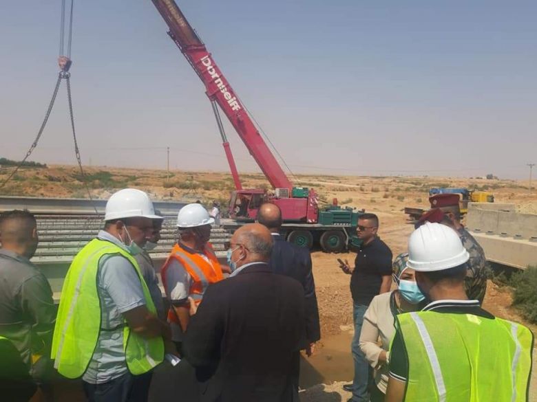 طرق وجسور كربلاء المقدسة تواصل العمل في مشروع طريق كربلاء رزازه _ الاخيضر
