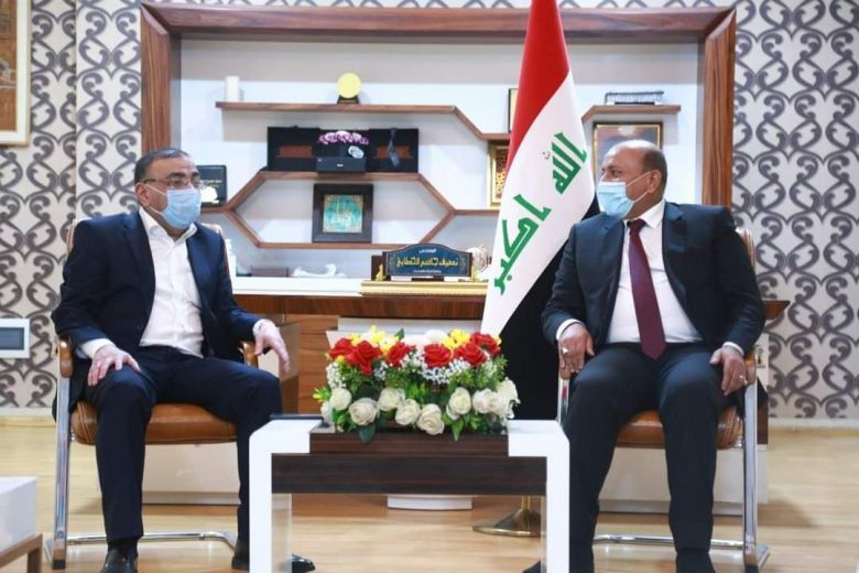 محافظ كربلاء المقدسة يؤكد جهوزية المحافظة بتوفير الاراضي اللازمة لانشاء محطات خلايا الطاقة الشمسية