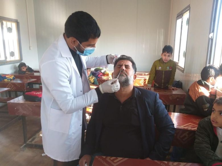 صحة كربلاء تشرع بفحص الهيئات التدريسية وطلبة المدارس للوقاية من عدوى فيروس كُورونا