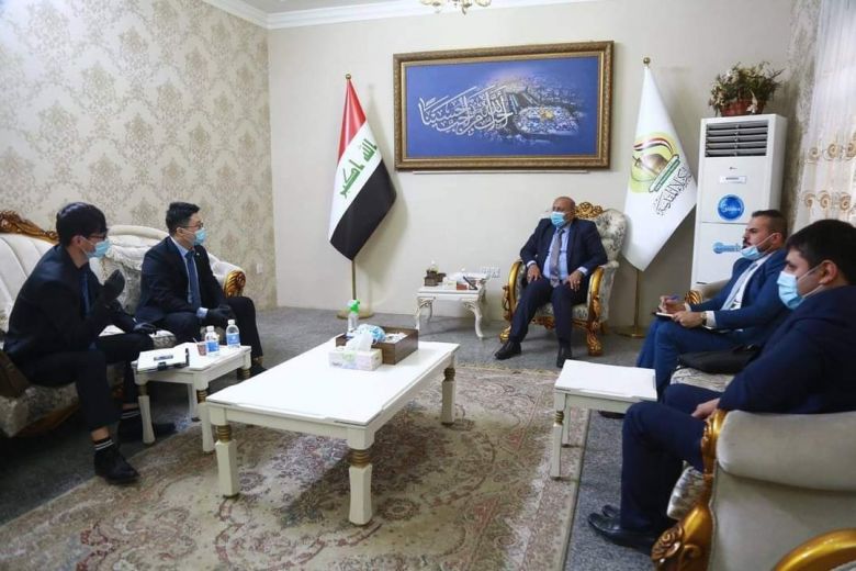 الخطابي يلتقي مجموعة جيزهوبا الصينية لبحث آليات تمويل المشاريع من خلال الاتفاق العراقي الصيني