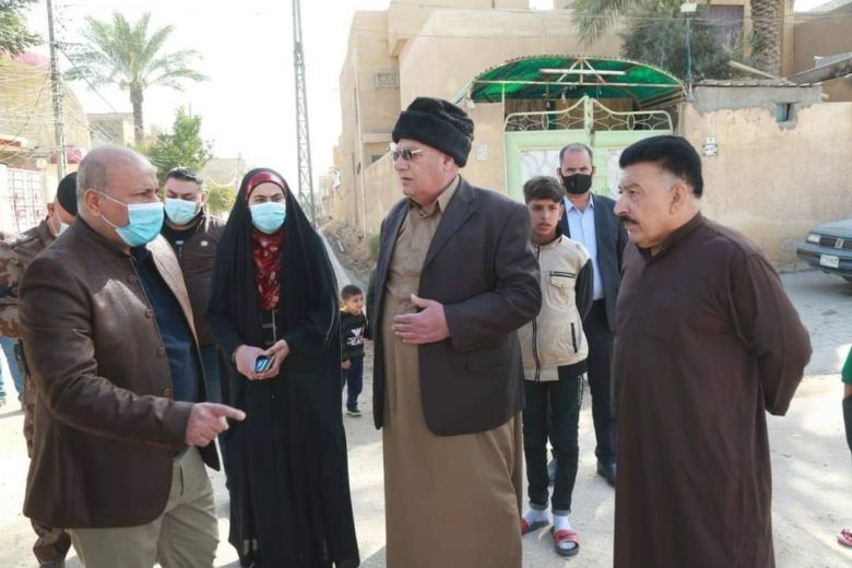 بالصور:الخطابي يشرف على تنفيذ الاعمال في احياء كربلاء