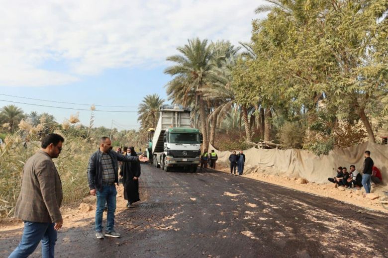 استمرار العمل في طريق العسافيات التابع لقضاء الحسينية شمال كربلاء