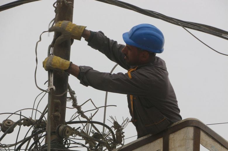 كهرباء كربلاء: فك اختناق التيار الكهربائي لحي البلدية وتحسن شبكة حي الجاير و ايصال التيار الكهربائي لحي الانتفاضة الرابعة