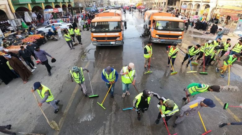 بلدية كربلاء تنهي الزيارة الشعبانية برفع ٧٠٠٠ طن من النفايات