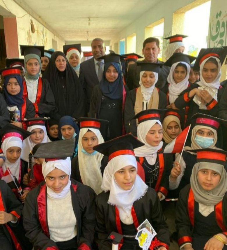 نحو جيل افضل..مدرسة اليقين تقيم حفل تخرج لطالبات السادس الابتدائي في قضاء الهندية (صور)