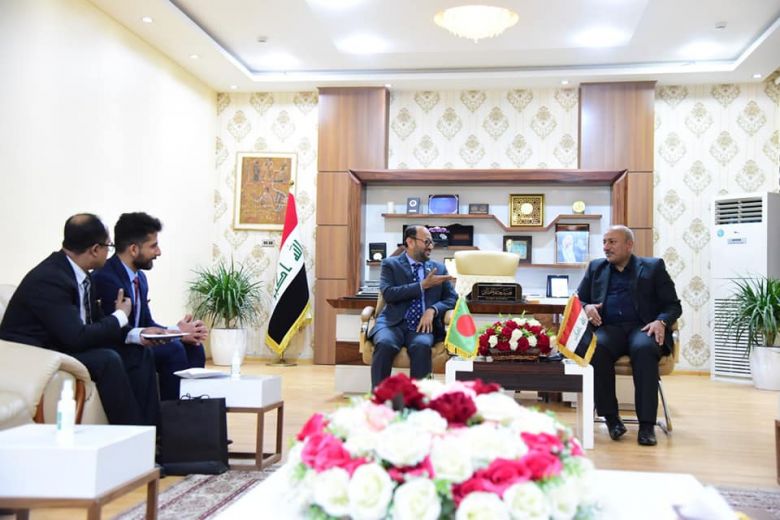 محافظ كربلاء المقدسة يستقبل سفير جمهورية بنغلادش والاخير يشيد بالتقدم العمراني الكبير في المحافظىة