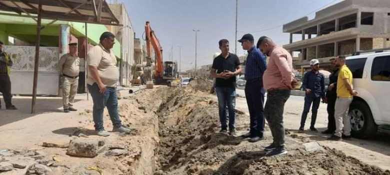بلدية الهندية تباشر بتوسعة الشارع العام في القضاء