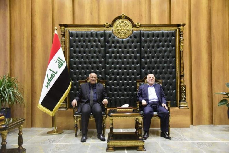 محافظ كربلاء المقدسة يستقبل رئيس الوزراء الاسبق الدكتور حيدر العبادي