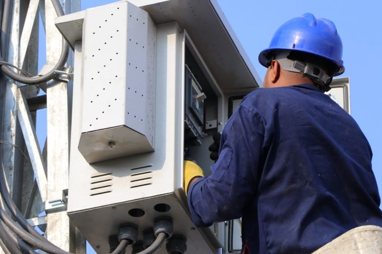 كهرباء كربلاء تنجز حملة صيانة للشبكات في مناطق مختلفة من المحافظة