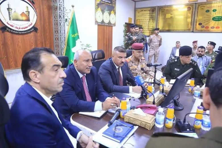 وزير الداخلية ومحافظ كربلاء يعقدان مؤتمراً أمنياً بحضور القادة الأمنيين استعداداً للزيارة الشعبانية