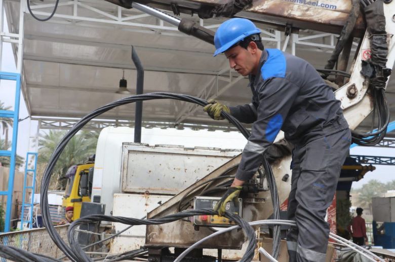 كهرباء كربلاء تنجز اعمال نصب وتشغيل محولة صندوقية