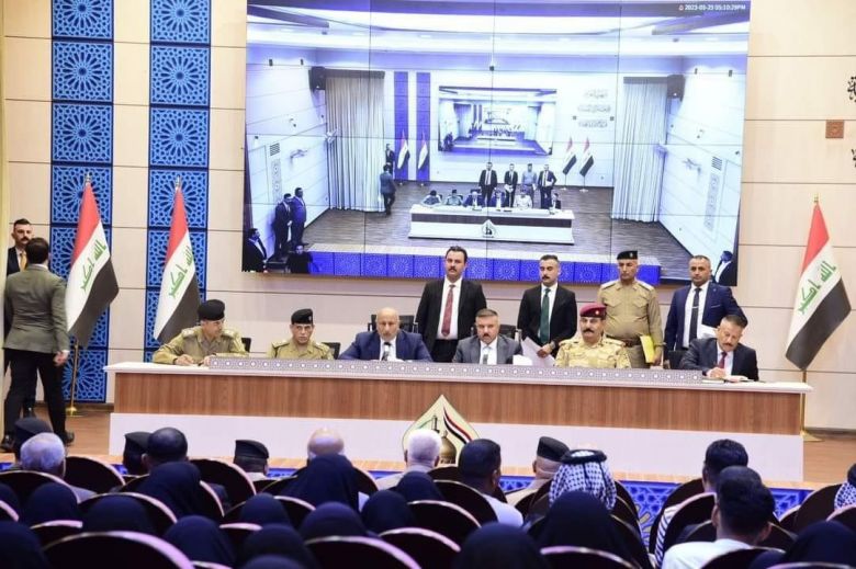 خلال زيارته كربلاء.. الشمري يلتقي عدداً من عوائل شهداء وجرحى القوات الامنية في المحافظة