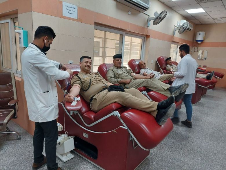 إستعداداً لزيارة الأربعين.. صحة كربلاء تجمع أكثر من (1350) قنينة دم