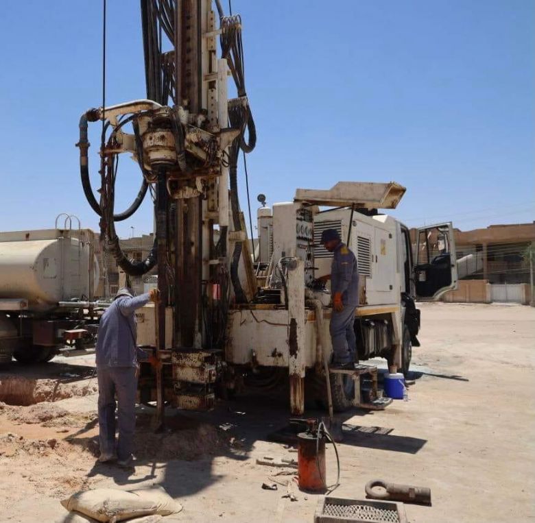 لتلبية إحتياجات المواكب الحسينية …الموارد المائية في كربلاء تنجز عدد من الآبار المائية