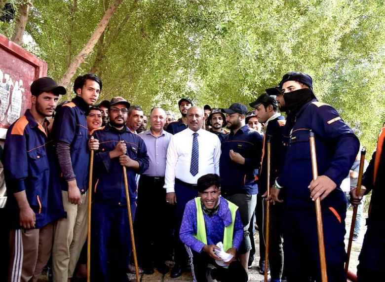 مع قرب العام الدراسي الجديد..محافظ كربلاء يوجه بتنظيف المدارس وتهيئتها للطلبة