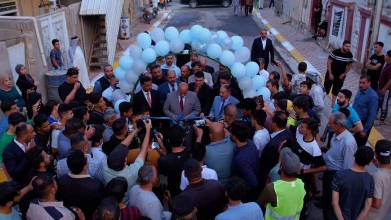 بالصور.. محافظ كربلاء يفتتح مشروع ايصال الخدمات لإحياء سكنية في قضاء الحر