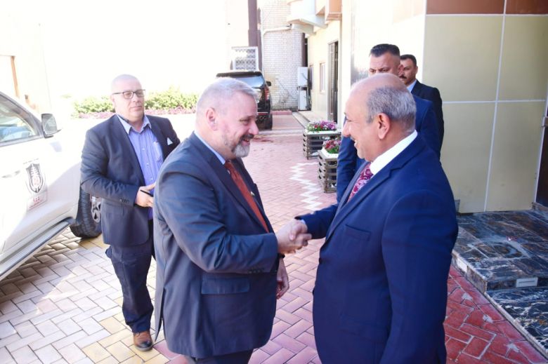 الاتحاد الاوربي يبدي استعداده للتعاون مع حكومة كربلاء المحلية