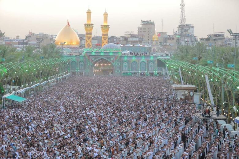 صلاة العيد من بين الحرمين الشريفين