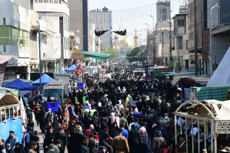 بالصور.. كربلاء تحتضن الحشود المليونية المتوجهة صوب مرقد الإمام الحسين (ع)