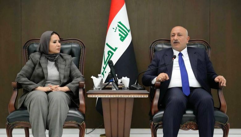 محافظ كربلاء يناقش مع نقيب المحامين العراقيين تعزيز التعاون ودعم شريحة المحامين