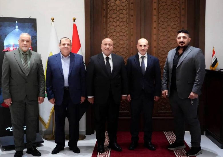 محافظ كربلاء يستعرض خطط التنمية والخدمات خلال لقائه رئيس غرفة التجارة