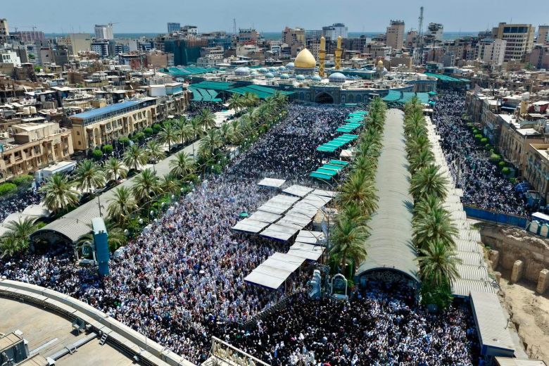 من أزقة كربلاء القديمة إلى الحرمين الشريفين.. يوم عرفة يرسم مشهد الإيمان